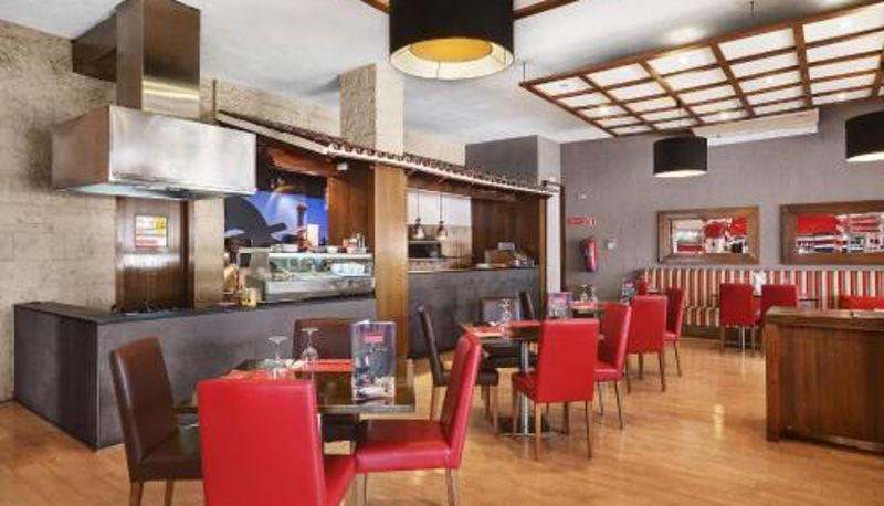 Frühstücksraum innerhalb des Restaurants - Hotel Metropolitan Playa 3 Sup