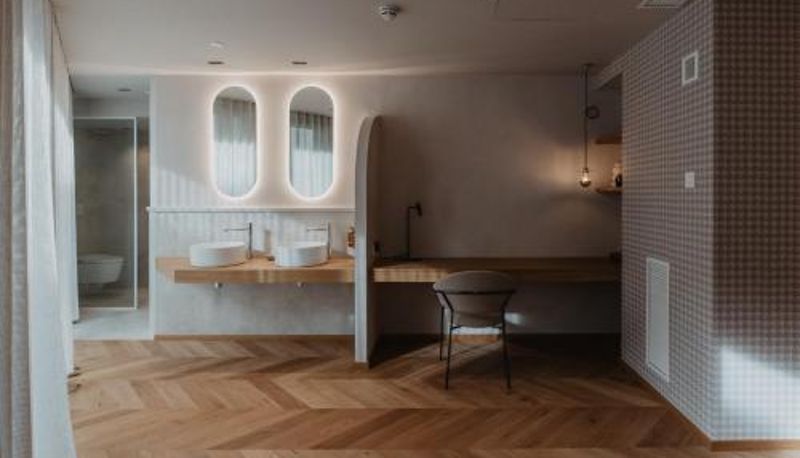 Bathroom - Hotel Petit Luxe