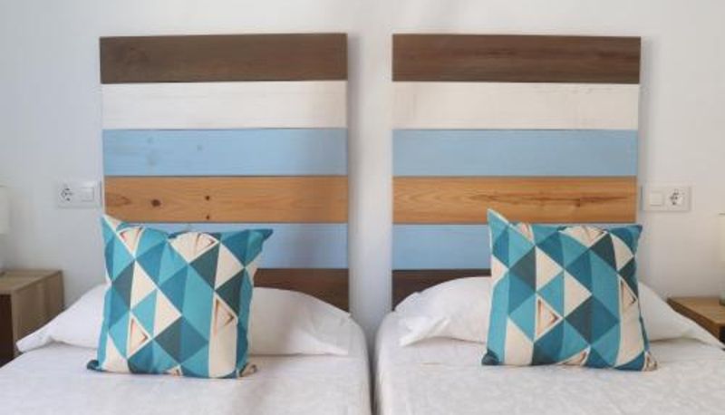 Üç kişilik oda - Hotel CALPE