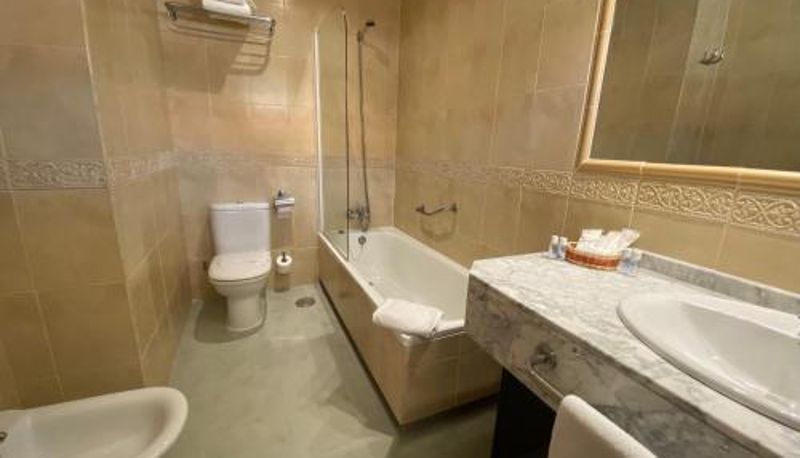 Driepersoonskamer - Hotel Equo Aranjuez