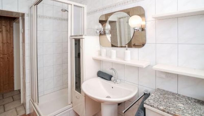 Badkamer - Designpension Traumschloss Hotel Garni