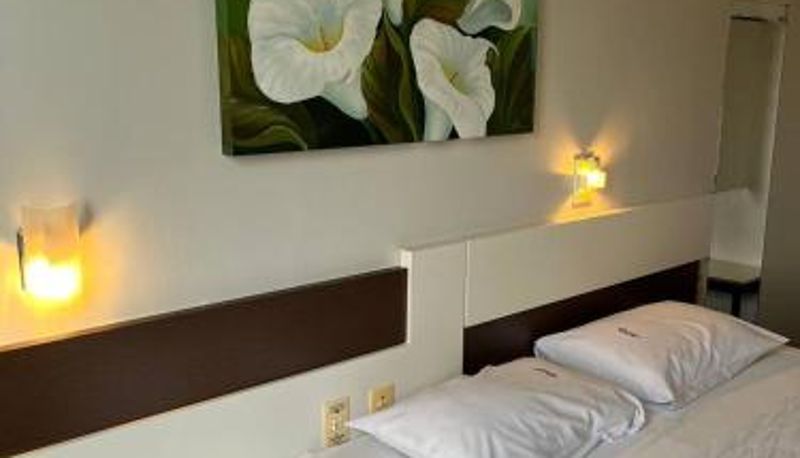 Zimmer - Oscar Palace Hotel - Centro de Tubarão