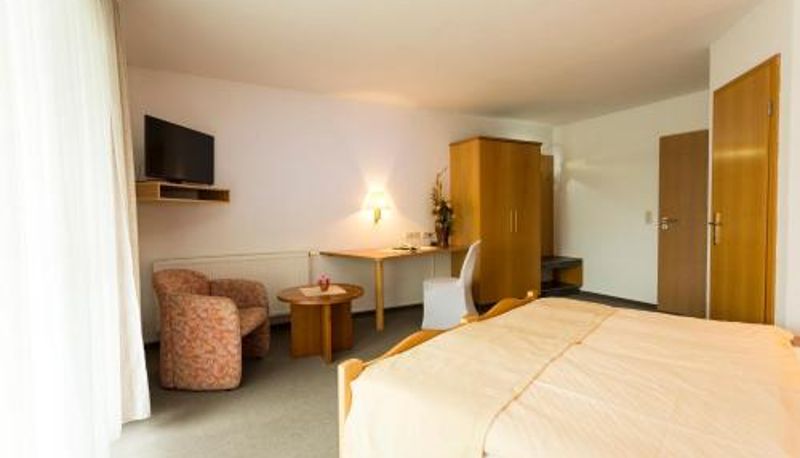 Bilgi - Hotel und Restaurant Karpfenschänke