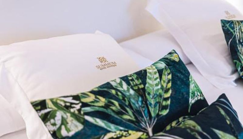 Info - Hotel Boutique Monells Summum
