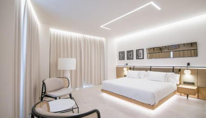 Suite - Puerta Serranos by MYR Hotels