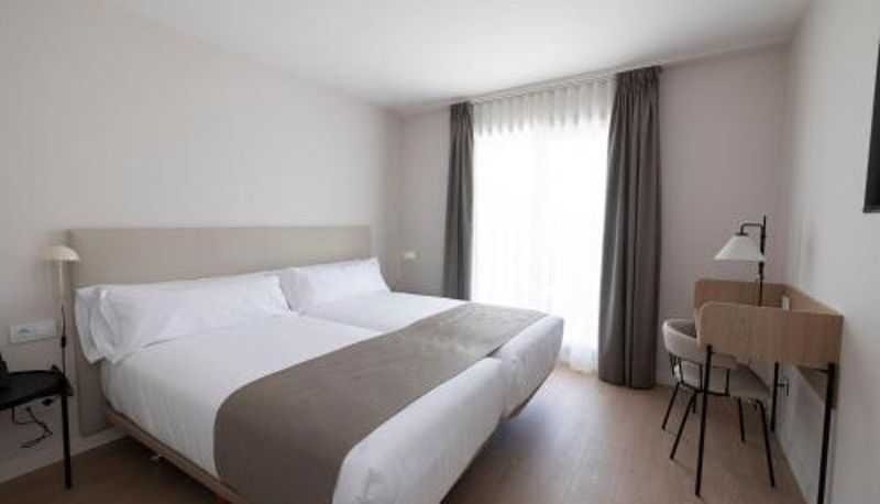 Info - Hotel H4 Cangas 3 Superior
