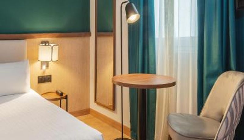 Informacje - Affiliated by Meliá Hotel Elche Centro