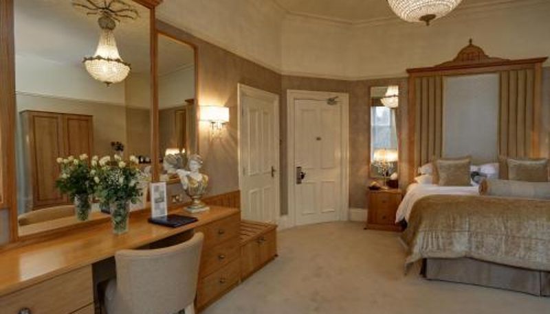 Room - The Dean Court
