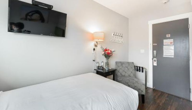Bilgi - Queens Hotel