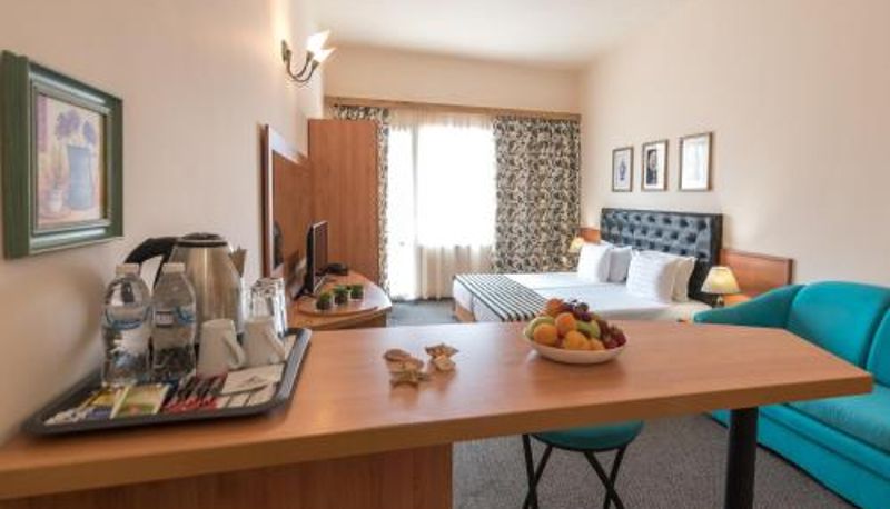 Cuisine - Lotus Family Hotel - Free Parking