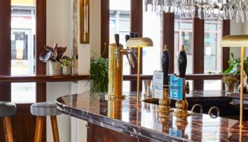 Sala prima colazione all'interno del ristorante - The Buxton