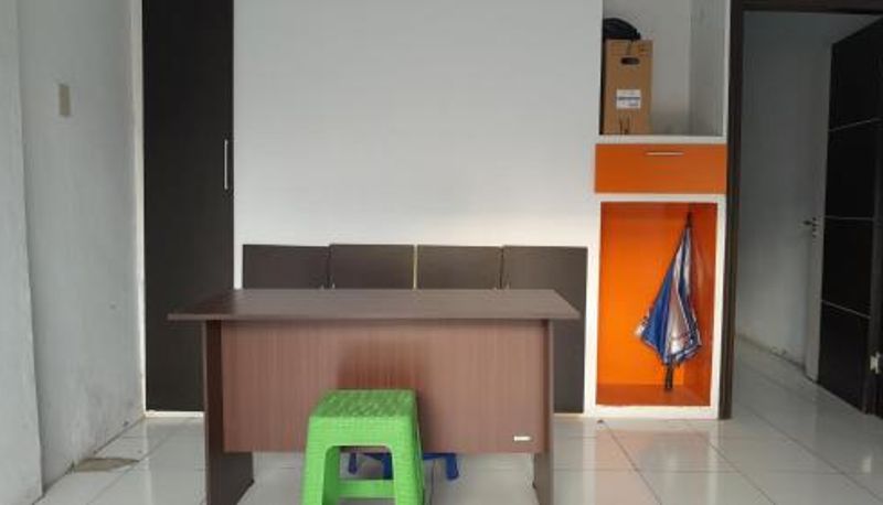 Receptie - SPOT ON 92481 Modena Homestay Syariah Near SD Negeri