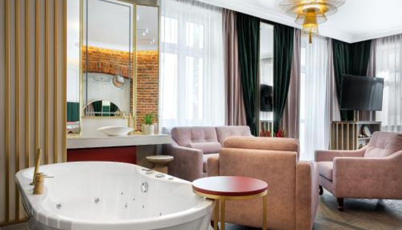 Standardzimmer - Golden Queen Deluxe Jacuzzi Apartments - Old Town