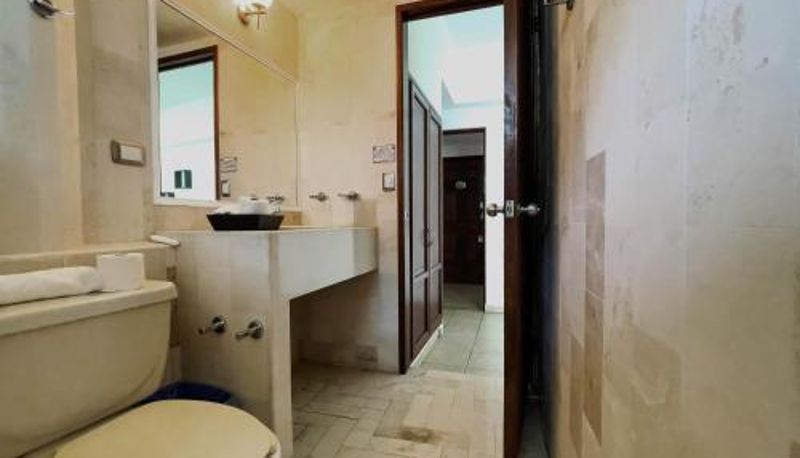 Badezimmer - Hotel Puente Nacional & Spa