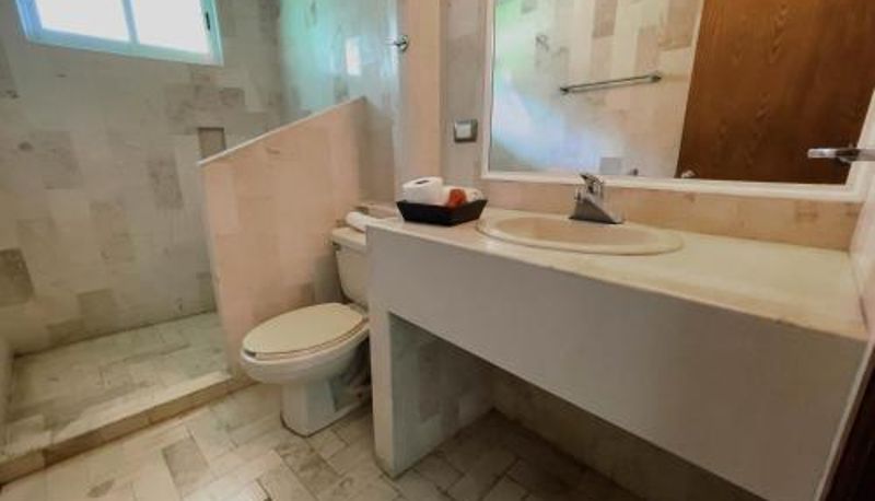 Badezimmer - Hotel Puente Nacional & Spa