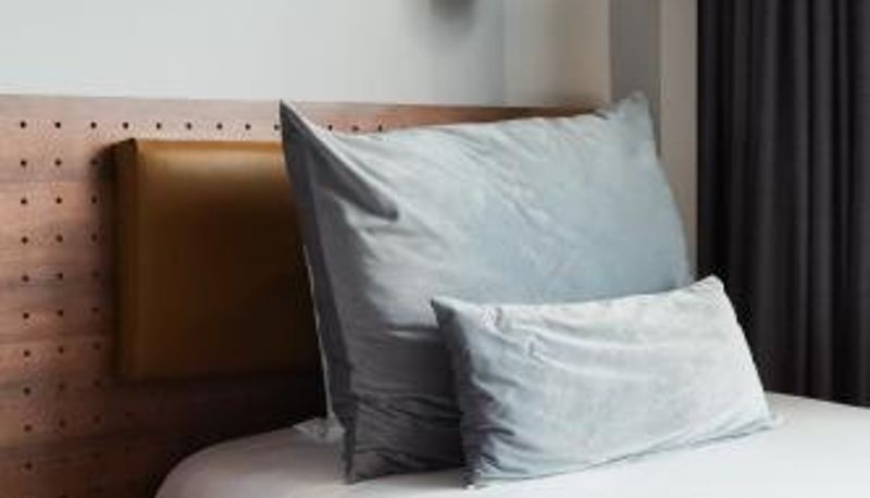 Info - Hotel Sexto by Icono