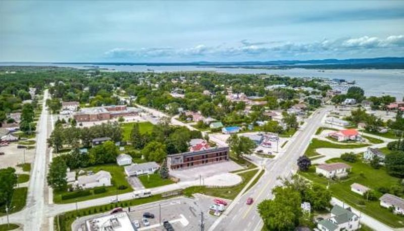 Informacje - Manitoulin Motel