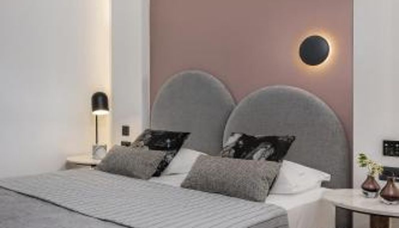 Info - Malmo Historic Hotel