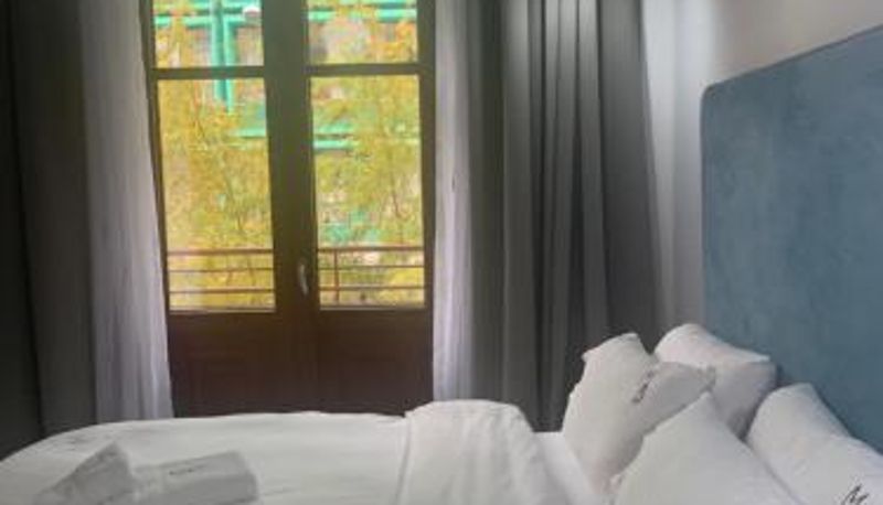 Suite - The Maroon Bottle Hotel