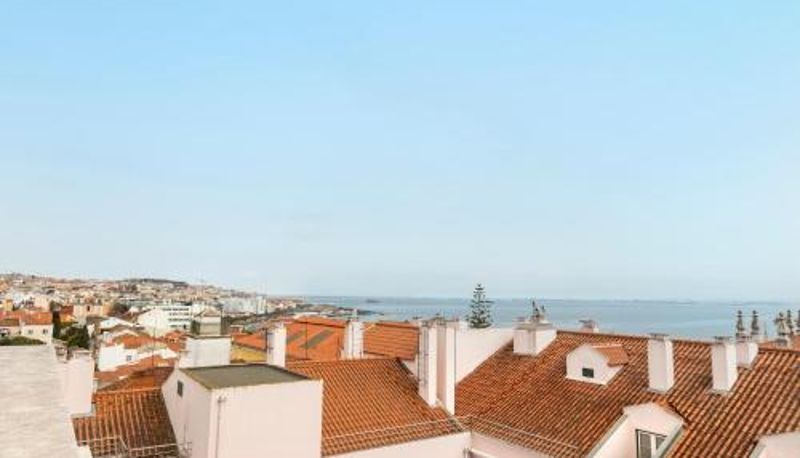 Chambre - The Emerald House Lisbon Curio Collection by Hilton
