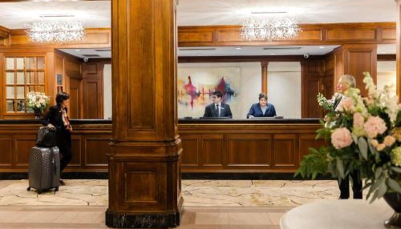 Recepción - The Lord Nelson Hotel & Suites