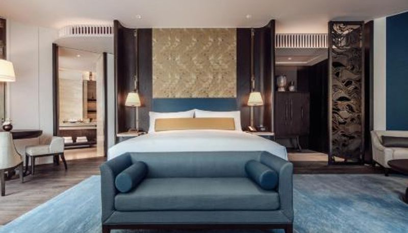Suite - Waldorf Astoria Bangkok