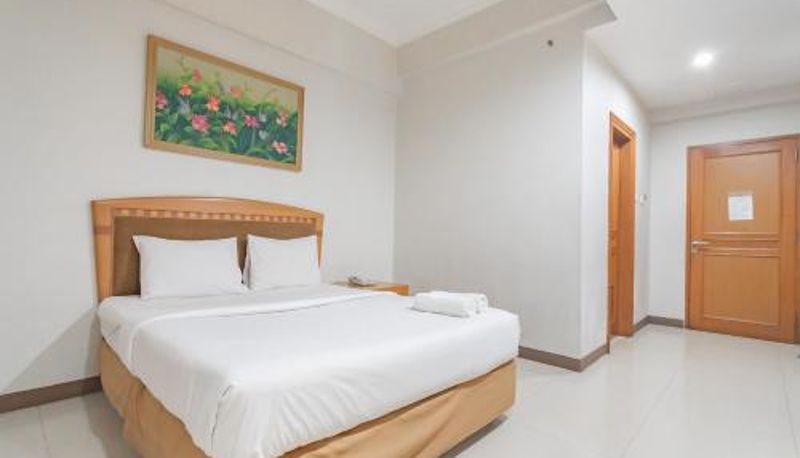 Oda - Hotel Yehezkiel Surapati Mitra RedDoorz