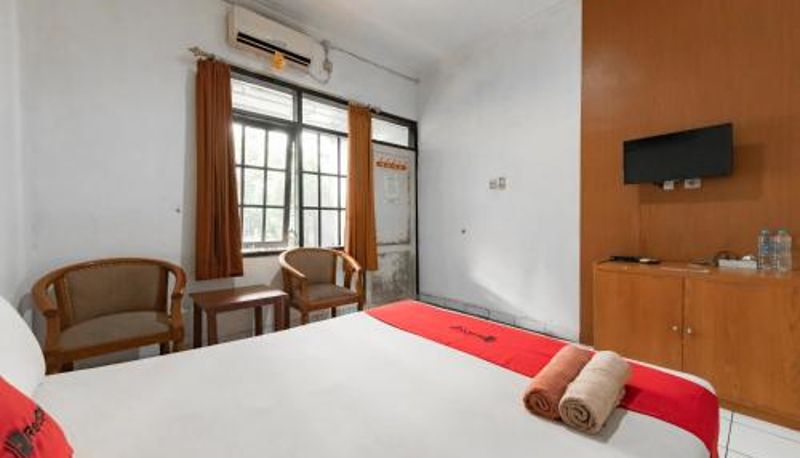 Oda - RedDoorz at Hotel pondok Kurnia near Buah Batu Bandung