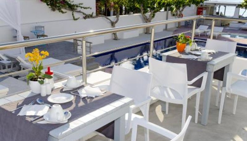 Sala de desayunos dentro del restaurante - RK Beach Hotel