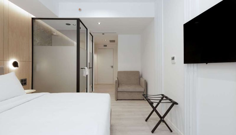 Camera - Hilton Garden Inn Athens Syggrou Avenue