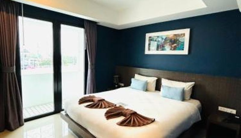 Info - The Seens Hotel