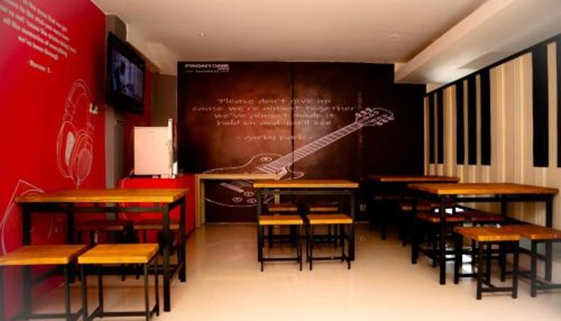 Breakfast room within the restaurant - Front One Inn Sidoarjo