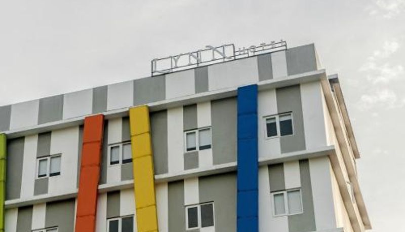Area esterna dell'hotel - Lynn Hotel Serang