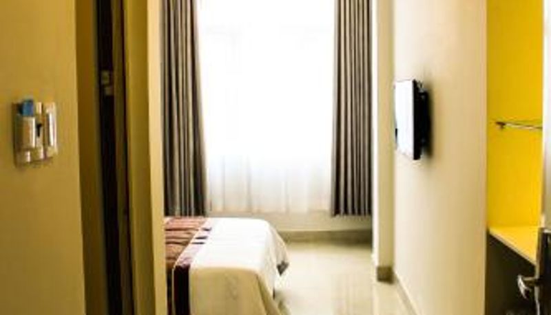 Info - Lilly Hotel