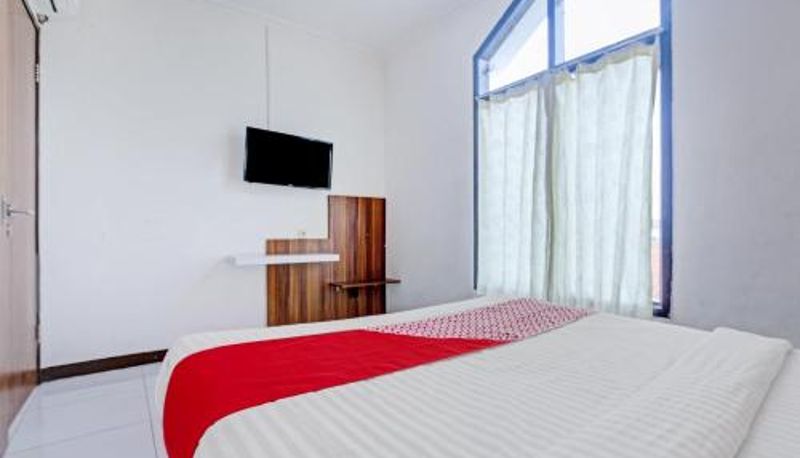 Zimmer - Hotel O Near Mall Ciputra 2