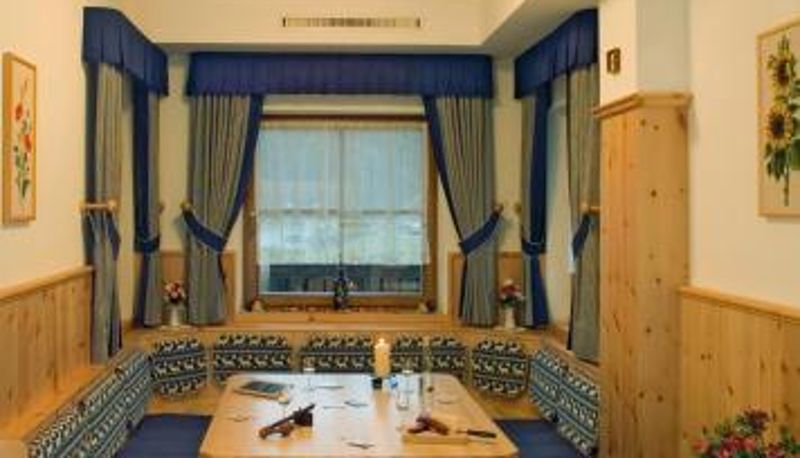 Info - Hotel Forer