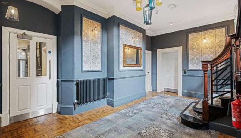 Bilgi - St Martins Lodge