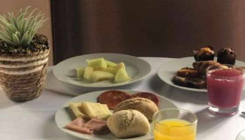 Restoran içinde kahvaltı salonu - Estremoz Hotel