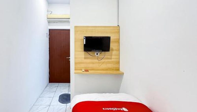 Pokój - RedDoorz at PBInn near Stasiun Juanda