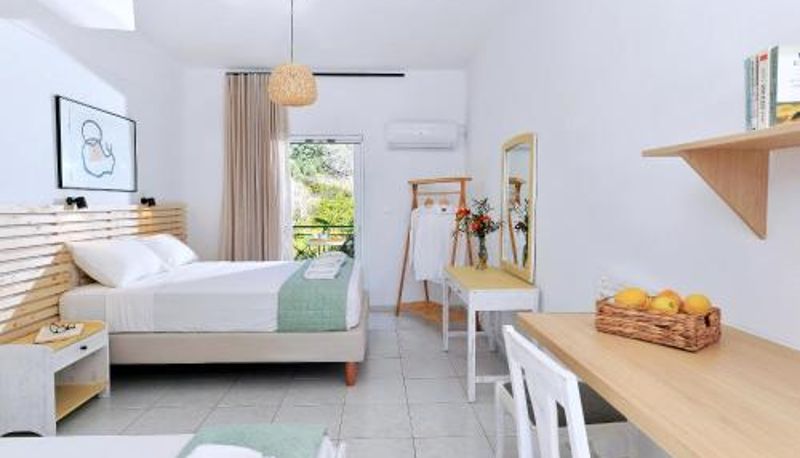 Daire - Kapougiati Studios - Ilia Edipsos Sunny and Cozy Getaways