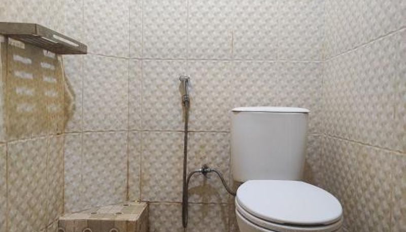 Banyo - RedDoorz Syariah At Hotel Matahari 1 Jambi