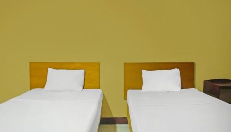 Camera - Hotel O Azeela Kost Syariah