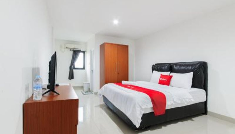 Pokój - RedDoorz near Palembang Trade Center 3
