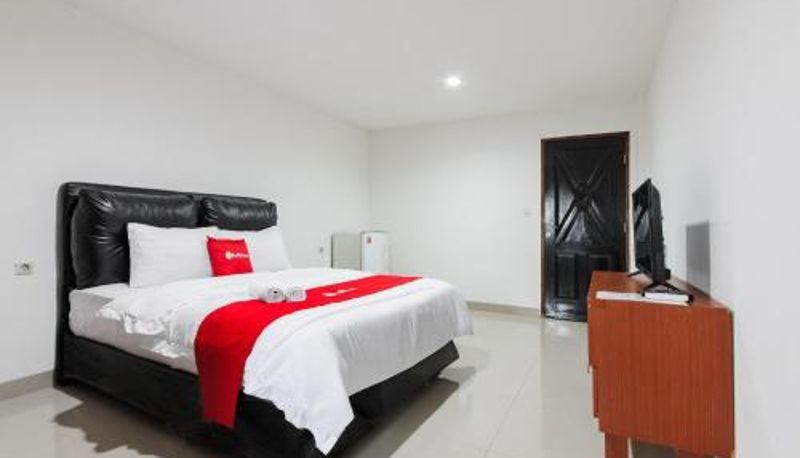 Pokój - RedDoorz near Palembang Trade Center 3