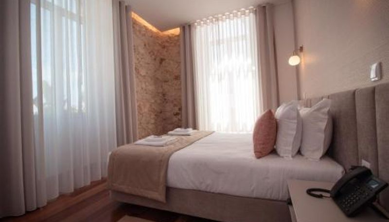 Room - Salmanha Residence