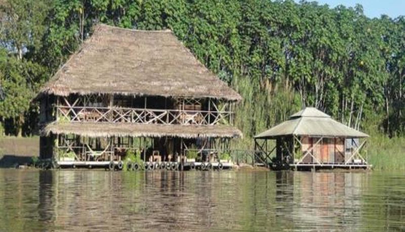 Standard room - Cabaña Flotante Kurupira