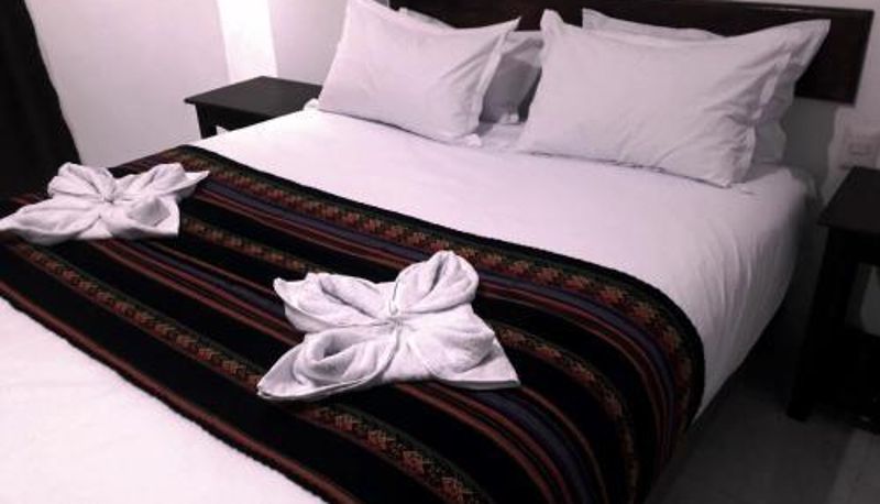 Info - PAKARINA HOTEL