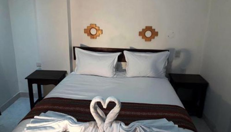 Info - PAKARINA HOTEL