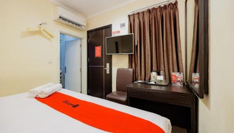 Kamer - RedDoorz Plus @ Thamrin