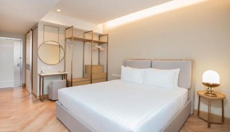 Info - Away Bangkok Riverside Kene